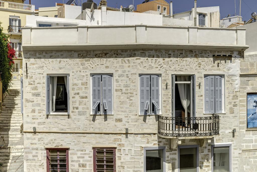 1844 Suites Syros Ermoupoli Bagian luar foto