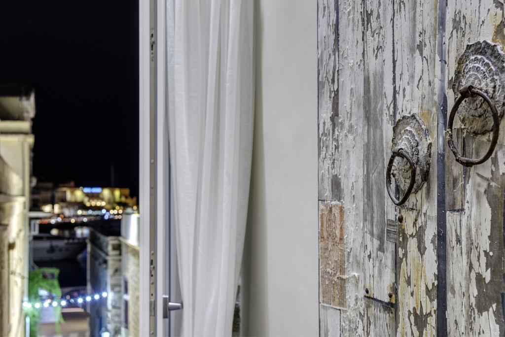 1844 Suites Syros Ermoupoli Bagian luar foto